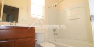 Newer South Sacramento Area 3bd/2.5ba Home Gallery 17