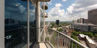 400 W Peachtree Street Gallery 19