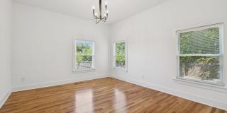 Beautifully Remodeled Home Just Minutes From Downtown Nashville Gallery 22