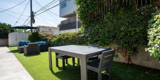 535 North Hobart Apartments Gallery 11