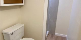 Sprawling Four Bedroom Home Gallery 32