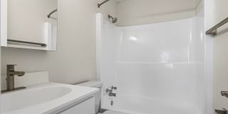 109th Place Apartments Gallery 26