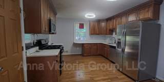 2317 Roslyn Avenue Gallery 9