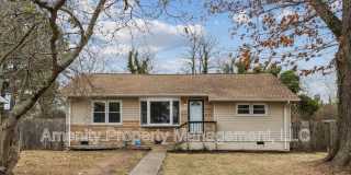 511 Henderson Street Gallery 1