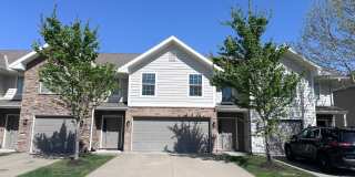 3 Bed | 2.5 Bath | 2 Car Garage Townhome in Grain Valley Gallery 1