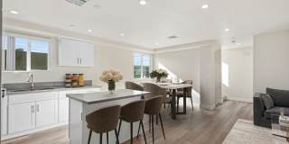 1820 Orchard Avenue - 1822 Gallery 4