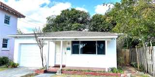 1623 Johnson St Gallery 27