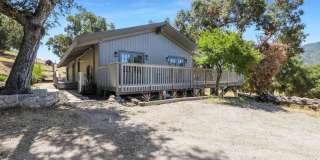 Peaceful Cachagua Retreat | 3BR Home with Vaulted Ceilings, Oaks & Star-Filled Skies Gallery 1