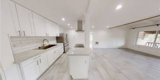 1030 W Macarthur Boulevard Gallery 1