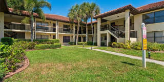 305 HAMMOCK PINE BOULEVARD Gallery 1