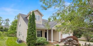 Spacious House in Hadley Park Gallery 29