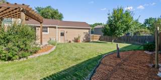 Beautiful 4 bed, 2 bath on Cul-de-sac  w/ large yard available in Central Loveland Gallery 33