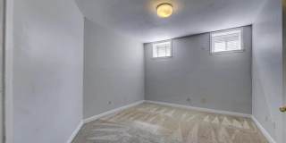 4256 Maryland Avenue Gallery 18