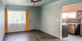 2218 Hoyt Avenue Gallery 4