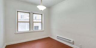 2828 South Moreland Blvd Gallery 38