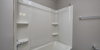 Ivy Knoll Gallery 50