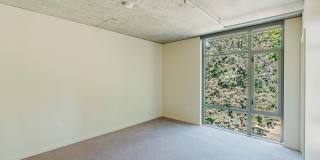 2121 Belmont Gallery 12