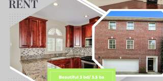 $750 Off 1st Month's Rent -3 Bdrm/ 3.5 Bath, Home with Garage in Downtown Wilmington Gallery 1
