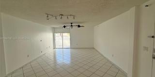 7832 Collins Ave Gallery 29