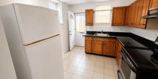 South Philly Gem in Grays Ferry – Updated Rowhome with Basement Gallery 4