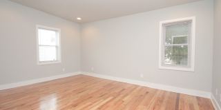 Large Point Breeze Home Gallery 15