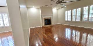 Spacious Two-Story Home with Hot Tub, Pool Table & Fenced Yard in Panther Creek Gallery 8