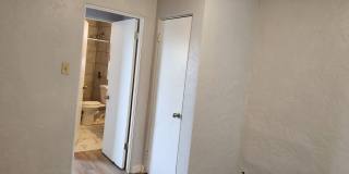 1 BR 1 BATH FULL REMODEL UPPER UNIT FREE RENT OAC Gallery 16