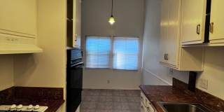 Midtown Ventura - Spacious one bedroom, one bath single level apartment Gallery 1