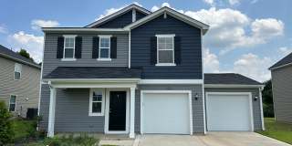 3 Bedroom, 2.5 Bath Open Concept in Raeford. Gallery 1