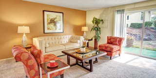 Lakeside Gallery 11