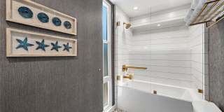 201 Nyes Place Gallery 18