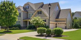 AVAILABLE NOW! STUNNING HOME IN BEAUTIFUL CARY, NORTH CAROLINA Gallery 1