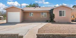 Fully Furnished Home! Gallery 1