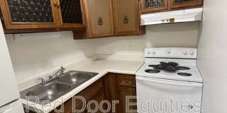 709 West 6th Avenue Gallery 1