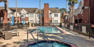 Clear Lake Apartments Gallery 3