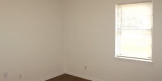409 Short Avenue Gallery 11