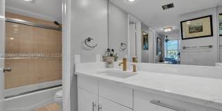 3970 Oaks Clubhouse Dr Gallery 6