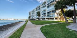 7984 SAILBOAT KEY Boulevard S 7984 SAILBOAT KEY Boulevard S Gallery 34