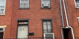 Cute 3bed 1 bath Old City Lancaster Home Gallery 1