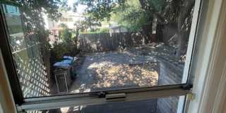 Great House in Oakland with a yard! 2 Beds, 1 Bath Gallery 63