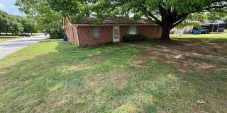 101 Pine St Gallery 1