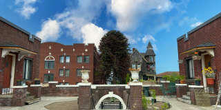 The Bayside Collection Gallery 17