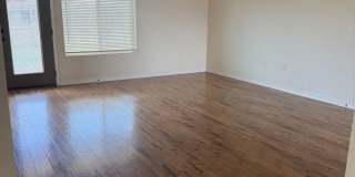 Beautiful Newly Renovated 3 Bedroom 2 Bath Home Gallery 13
