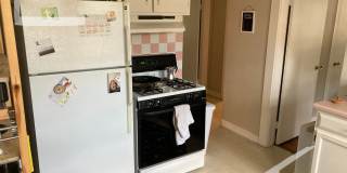 Nice 2 bed in JP Gallery 18