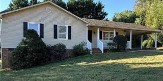 Newly Renovated 3 Bedroom 2 Bathroom Home In Clemson Gallery 1