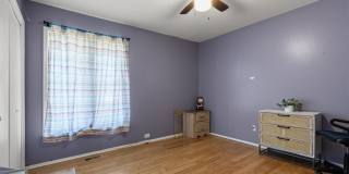 2002 17th Street Gallery 19