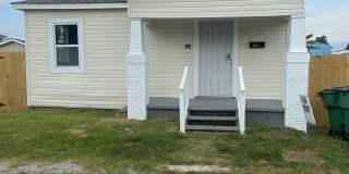520 Robinson Avenue Gallery 1