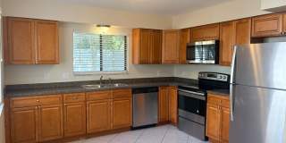 2/2 Townhome in Fort Myers for Rent Gallery 1