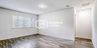 425 East Oakwood Street Gallery 3