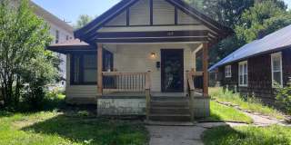 Adorable 2 Bedroom 1 Bathroom Gallery 1